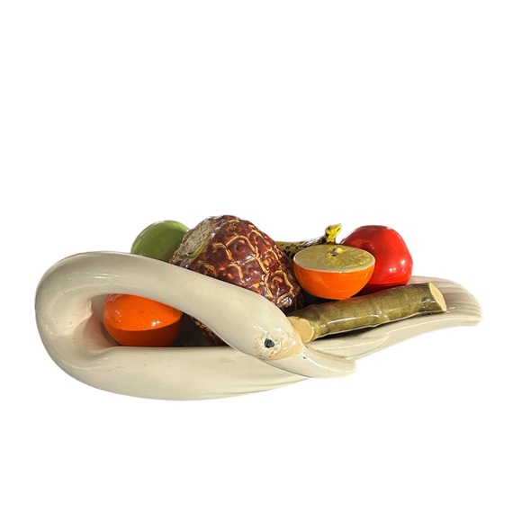 Swan Fruit Centerpiece Table Decor Ceramic Bird Vintage White Flawed Banana Lime - Picture 3 of 7